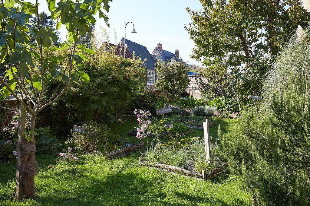 Les Gites De L'Yeres Cuverville-sur-Yeres ภายนอก รูปภาพ