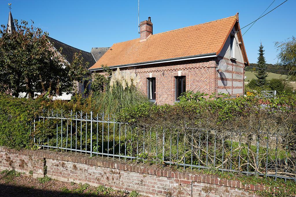 Les Gites De L'Yeres Cuverville-sur-Yeres ภายนอก รูปภาพ